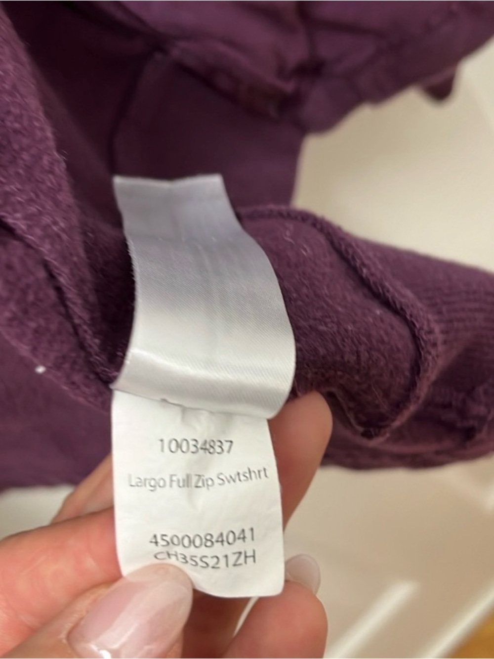 Ariat Womens Purple Largo Zip
Sweatshirt - size small - Picture 7 of 8